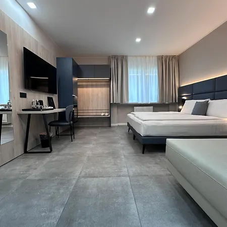 Reflection Boutique 3* Toscolano Maderno